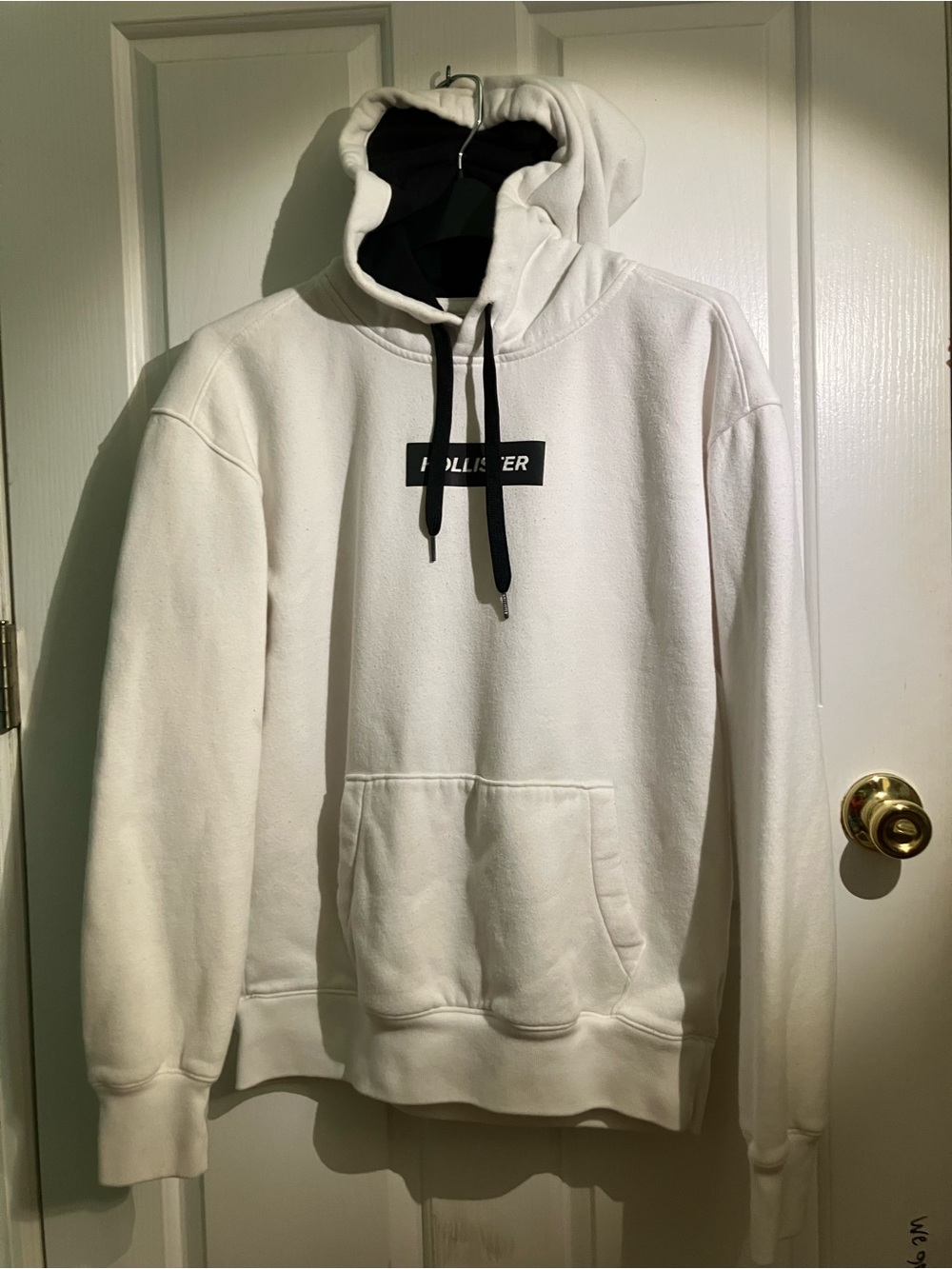 Hollister White Hoodie with Black Lining & Drawstrings
